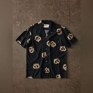 Pyknik “DON'T GET IT TWISTED” short sleeve button up black sz L